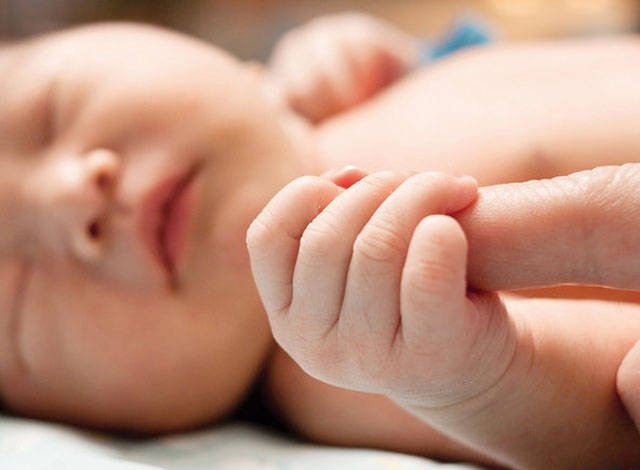 12周的孕妇肚子有多大？ 12周孕妇标准的肚子图