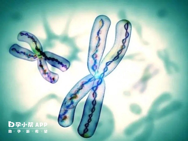 14岁女孩乳房太软了躺下疼原因 33岁女儿跟父亲11年未见面